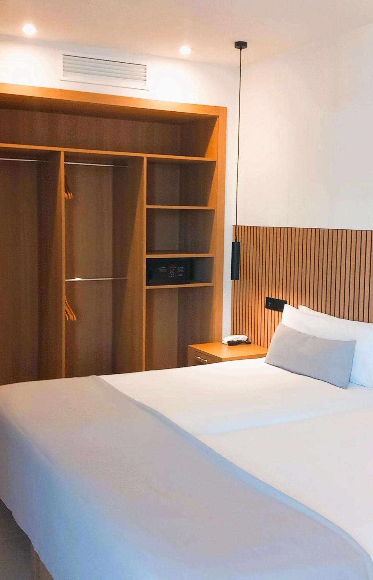 Hotel Bahia Pollensa Port de Pollença Kültér fotó